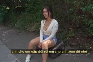 Em trai nổi cơn dâm khi nhìn thấy cặp mông của chị gái