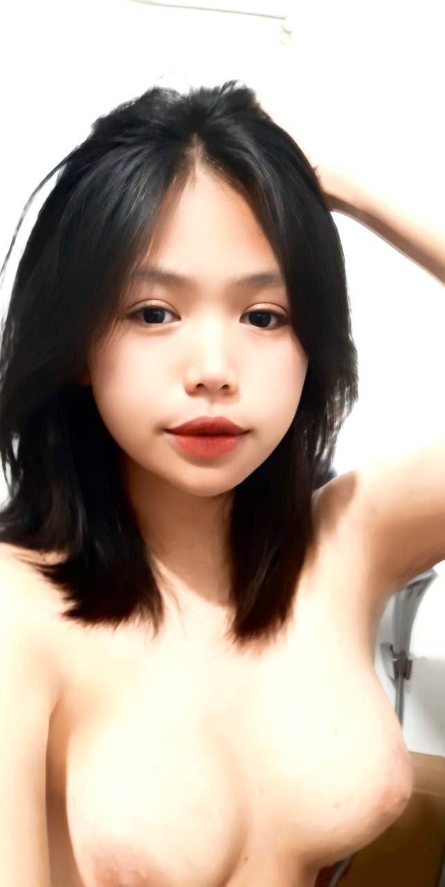Người chồng đi công việc xa, cô vợ ở nhà bị tiền bối và cấp dưới cưỡng hiếp